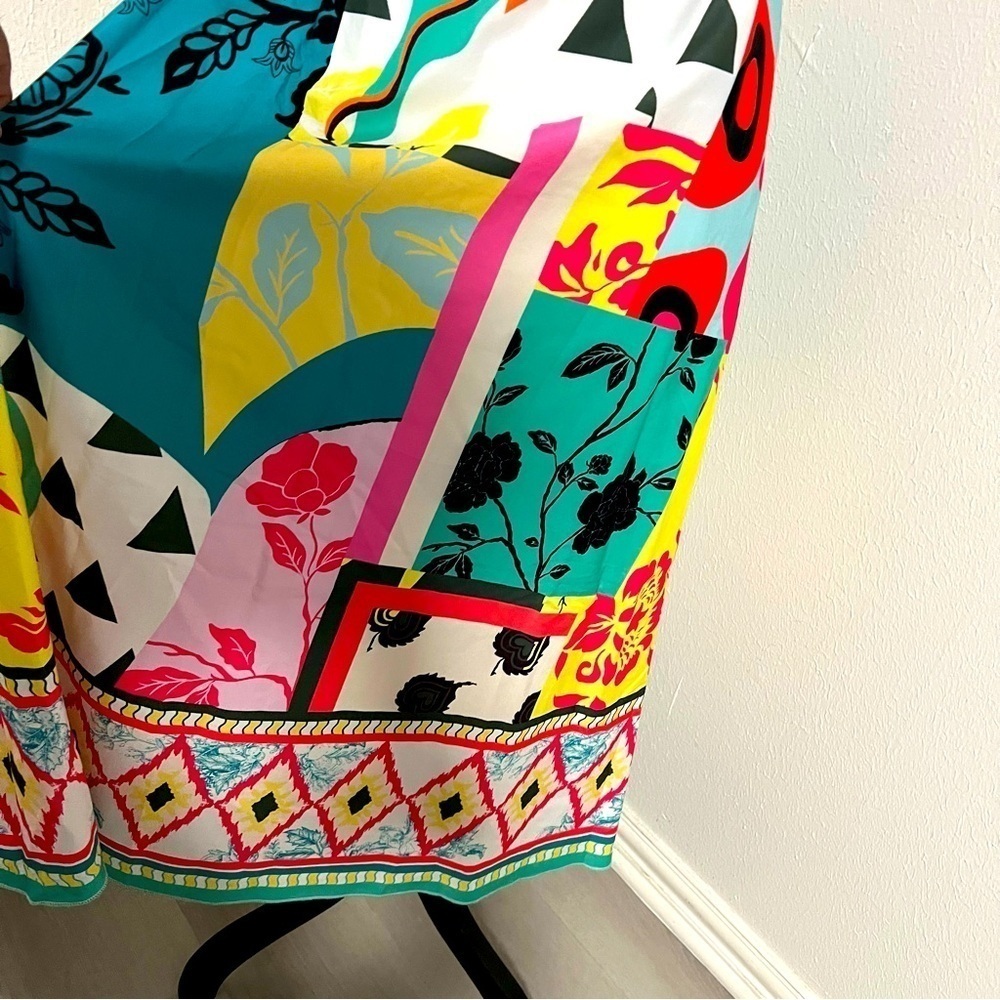 Emery Rose Women’s Medium Geo Print Cami Dress Sleeveless Inner Lining Adj Strap - Picture 4 of 9